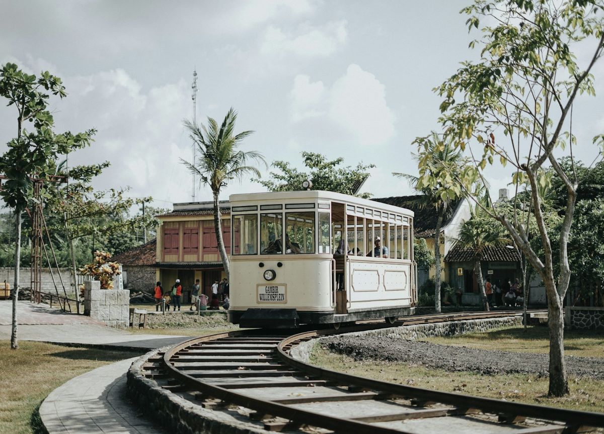 Wages in Indonesia 2024: What to Expect in the Labour Market 12 wages in indonesia